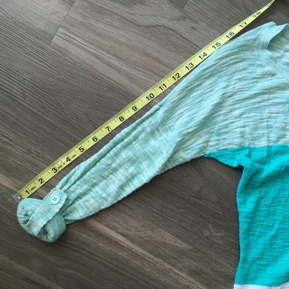 Express XS color block lightweight sweater - Picture 8 of 8